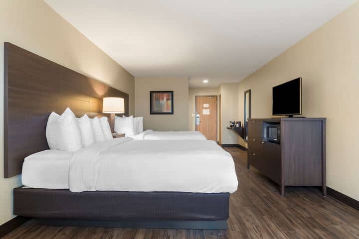 Room 21 of 47